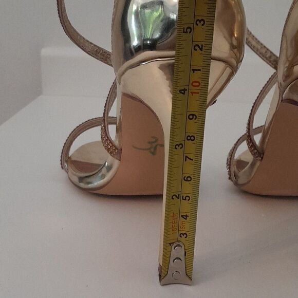 Steve Madden gold strappy sandals heels size 10 - Picture 6 of 6